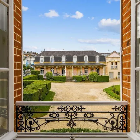 Apartment Dans L'ancien Grand