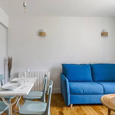 Daire Dans L'ancien Grand *