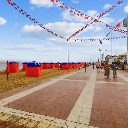 Daire Dans L'ancien Grand *