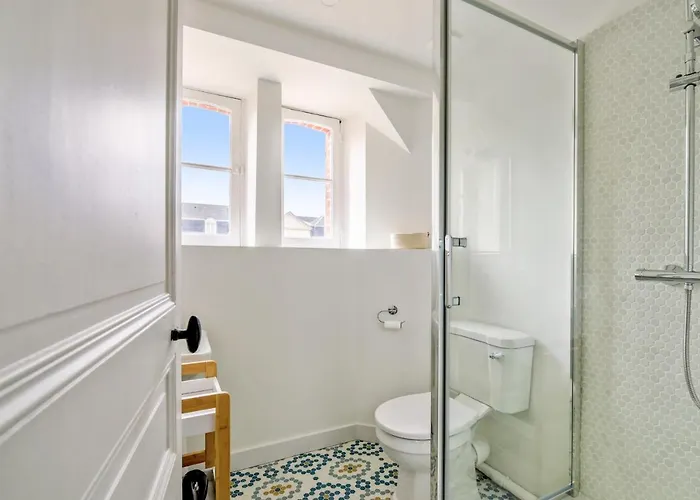 Dans L'ancien Grand Apartment *