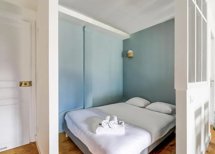 Dans L'ancien Grand Apartment